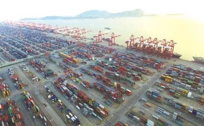 文匯報(bào) 構(gòu)建開(kāi)放型經(jīng)濟(jì)新體制的 試驗(yàn)田 口述實(shí)錄 從上海外高橋保稅區(qū)到中國(guó) 上海 自由貿(mào)易試驗(yàn)區(qū)